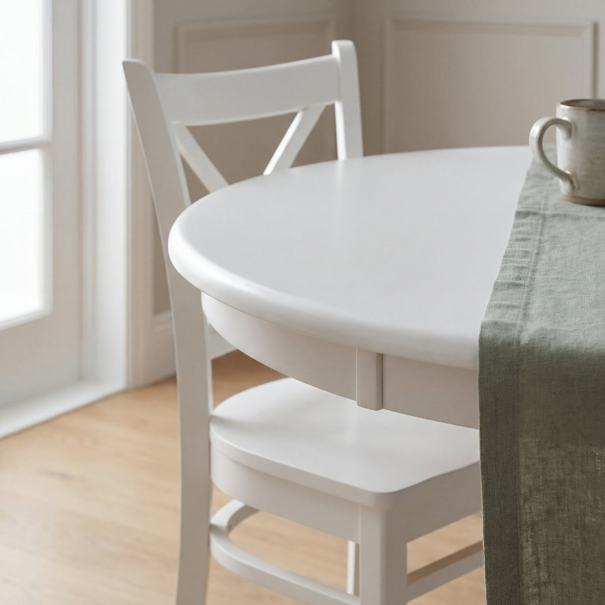 Cairns 5pc Set 106cm Hampton Dining Table Chair White