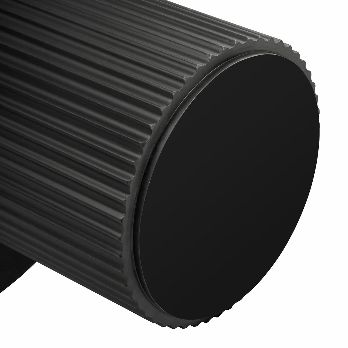 El Nino Flute 120m Round Dining Table Black