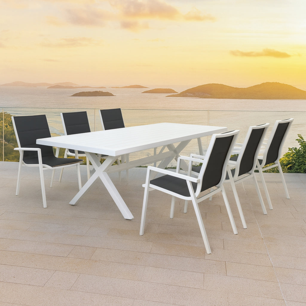 Outie 2pc Set Aluminium Outdoor Dining Chair White