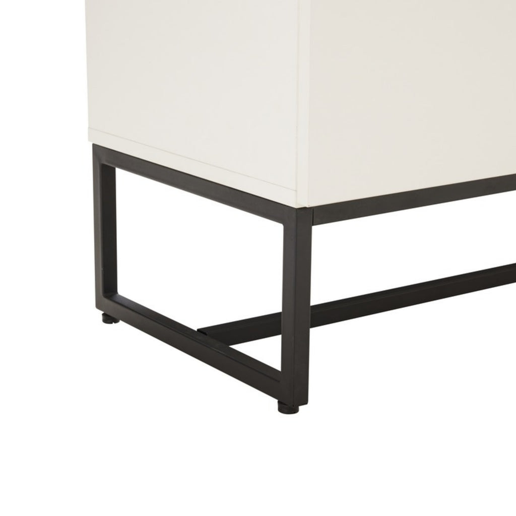 Svana 180cm ETU Entertainment TV Unit White, close-up of the black metal frame