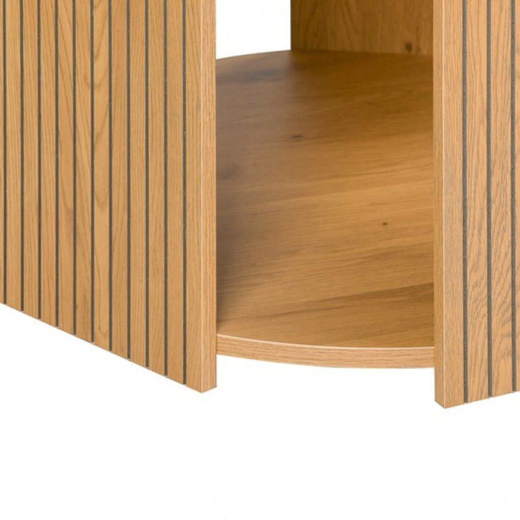 Thomasville 120cm Round Dining Table Oak, close-up of the base and inner shelf