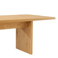 Thomasville 160cm Dining Bench Oak, close-up of the leg and seat