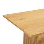 Thomasville 200cm Dining Table Oak, close-up of the tabletop corner