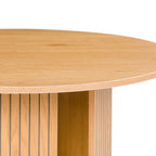 Thomasville 80cm Round Coffee Table Oak, close-up of the rim and base